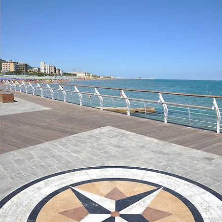 Hotel Clipper 4*