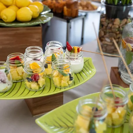 Clipper Szálloda Pesaro