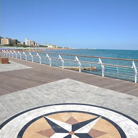 Hotel Clipper 4*