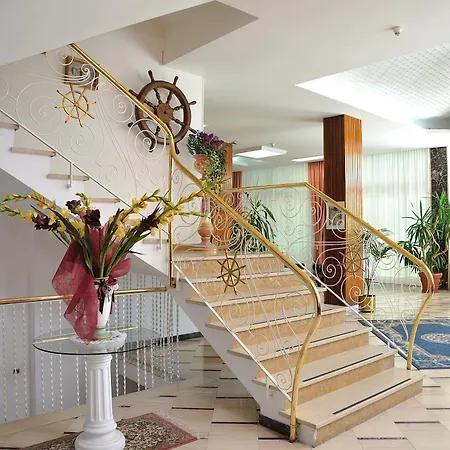 Hotel Clipper 4*